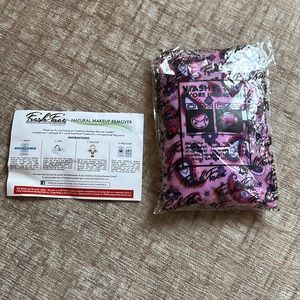 Fresh Face Makeup Remover Towels